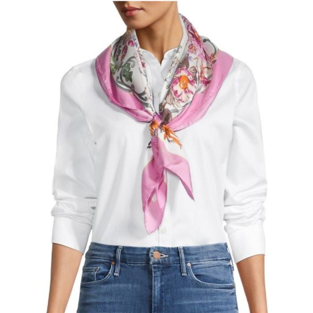 Salvatore Ferragamo Ceramica Print Silk Square Scarf Avorio Rose - Picture 10 of 10